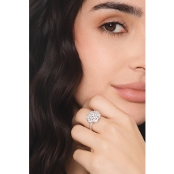 Bague ronde en or blanc 750 avec diamants 2