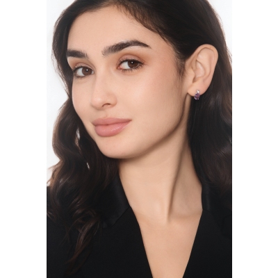 Boucles d’oreilles en or blanc avec améthyste ovale et diamant