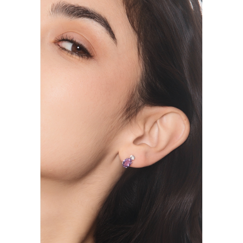 Boucles d’oreilles en or blanc avec améthyste ovale et diamant