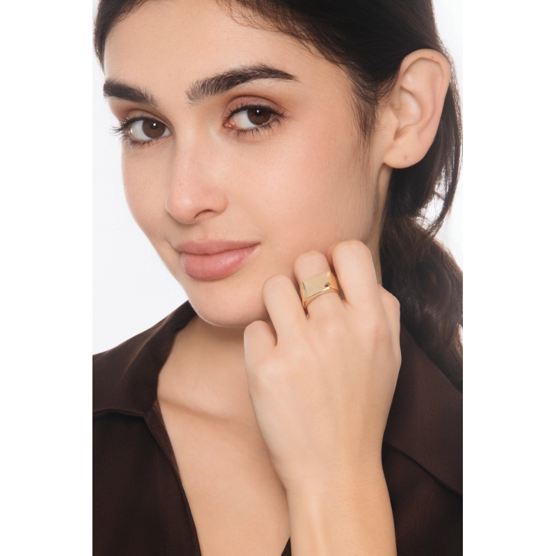 Bague en or jaune 18k design bande rectangulaire