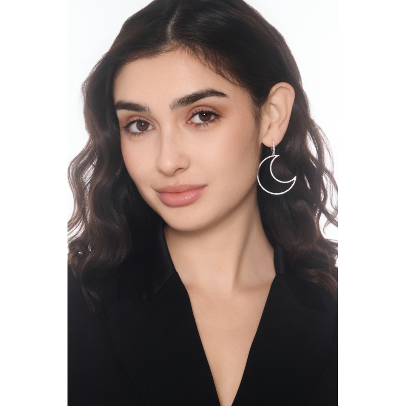 Pendantes demi-lune en or blanc 18 carats avec diamants