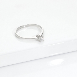 Solitaire Or Blanc 18K 4 Griffes et Diamant 0.15 ct