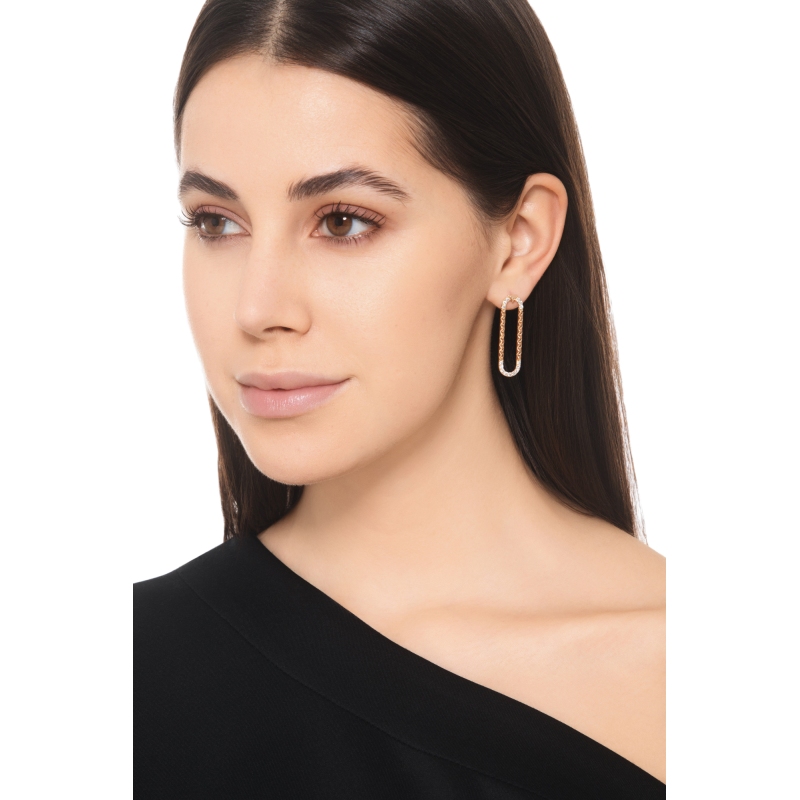 Boucles d oreilles en or rose 18K avec détails diamants