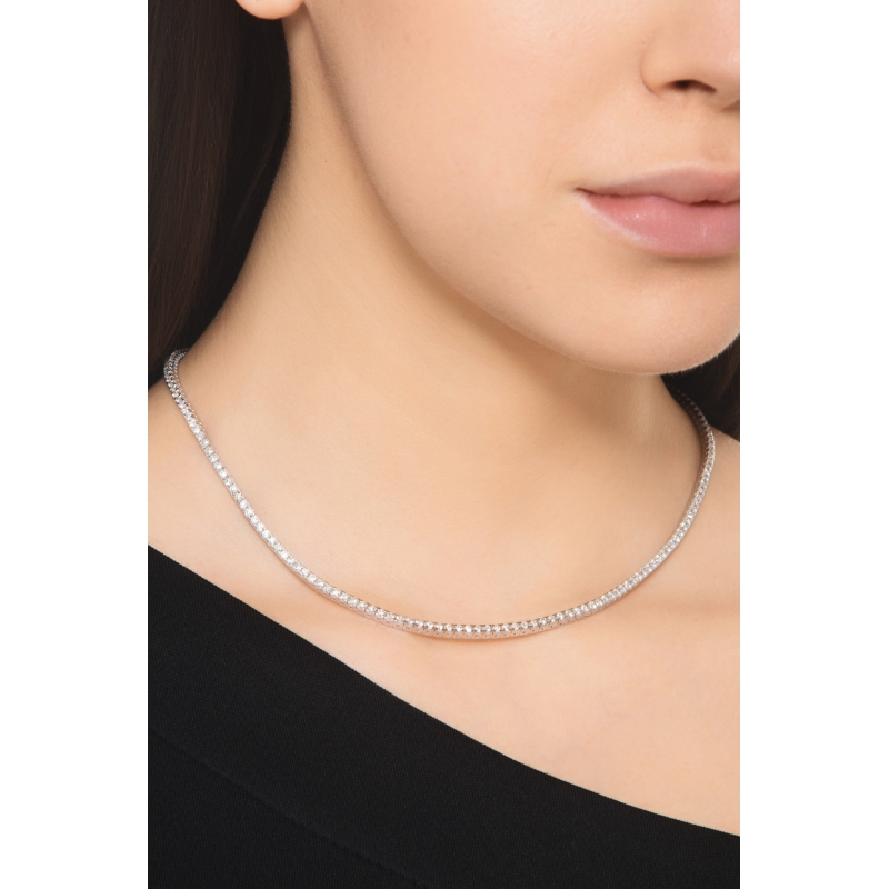 Collier tennis en or blanc 18 carats avec diamants naturels