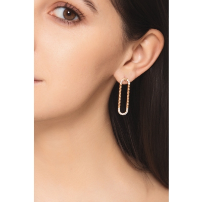 Boucles d oreilles en or rose 18K avec détails diamants