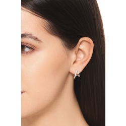 Boucles d’oreilles design en or blanc 18k avec rangée de diamants 2