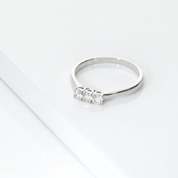 Bague trilogy femme en or blanc avec diamants 0.30 ct