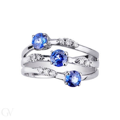 Bague en or blanc 750 avec saphirs bleus et diamants