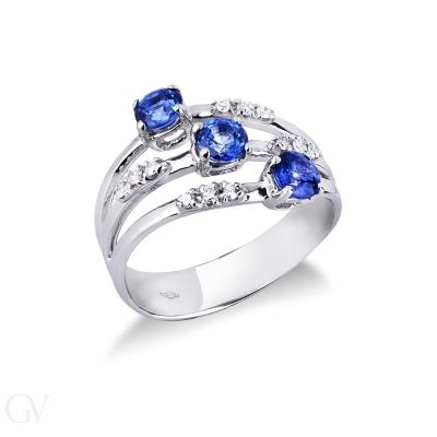 Bague en or blanc 750 avec saphirs bleus et diamants