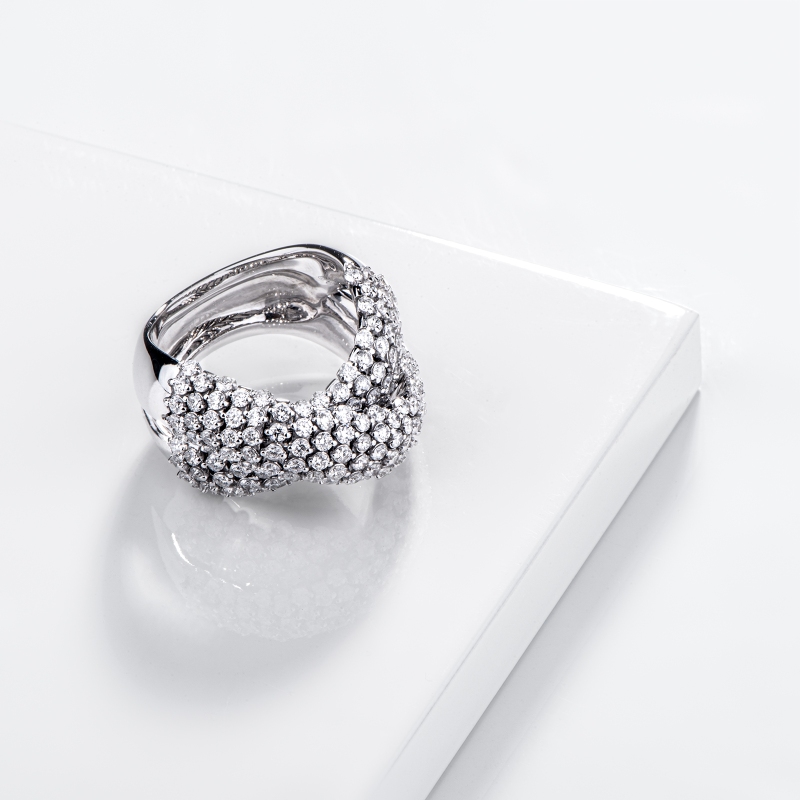 Bague bande Or 18k pavé diamants