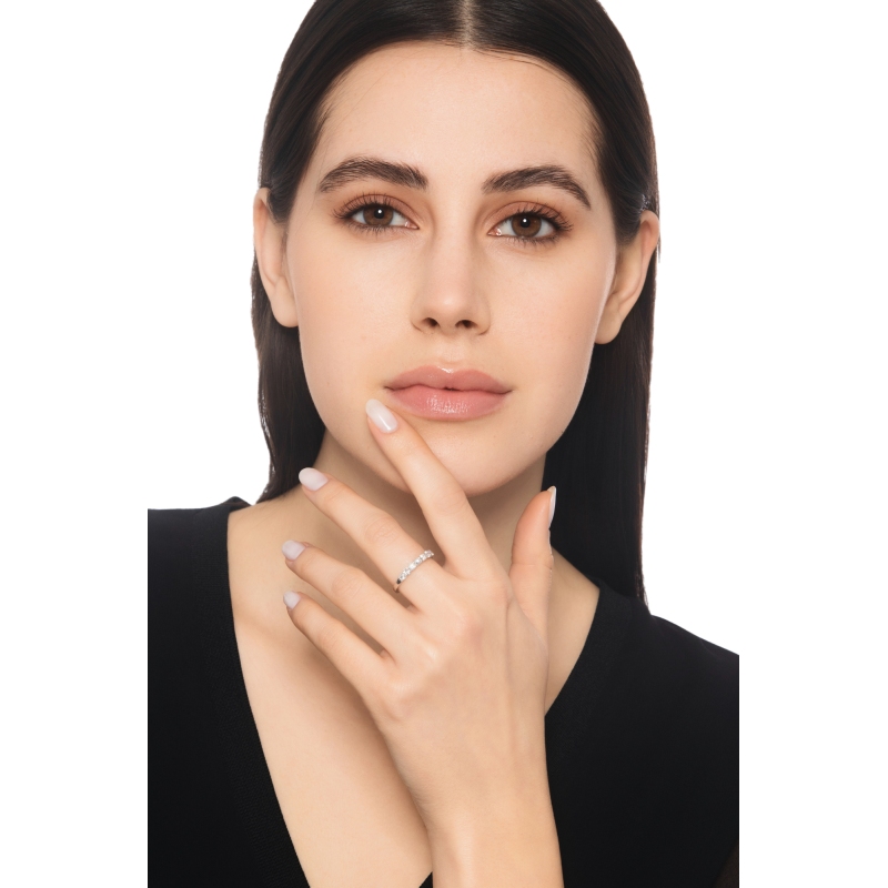 Demi-Alliance 7 Diamants Or Blanc 18K CT 0,55