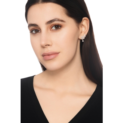 Boucles d’oreilles fantaisie en or blanc 18 carats avec diamants