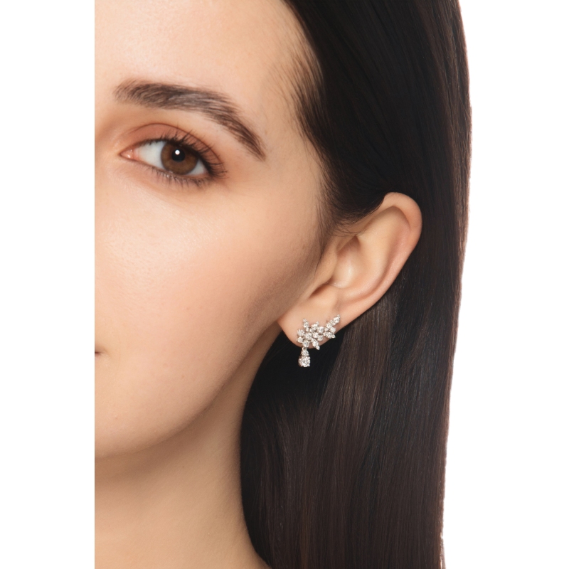 Boucles d’oreilles fantaisie en or blanc 18 carats avec diamants