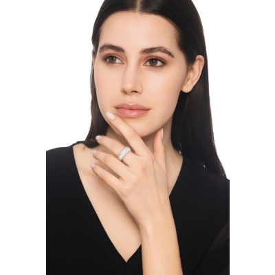 Bague élastique en or blanc 18k avec pavé de diamants