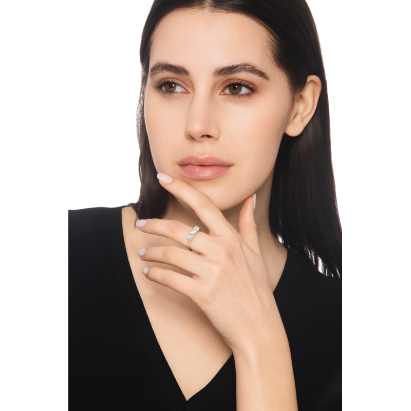 Bague 3 pierres de 1.50 ct en or blanc 18k 