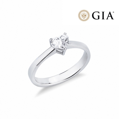 Bague solitaire or blanc 18k avec diamant coeur GIA 0.50 ct 