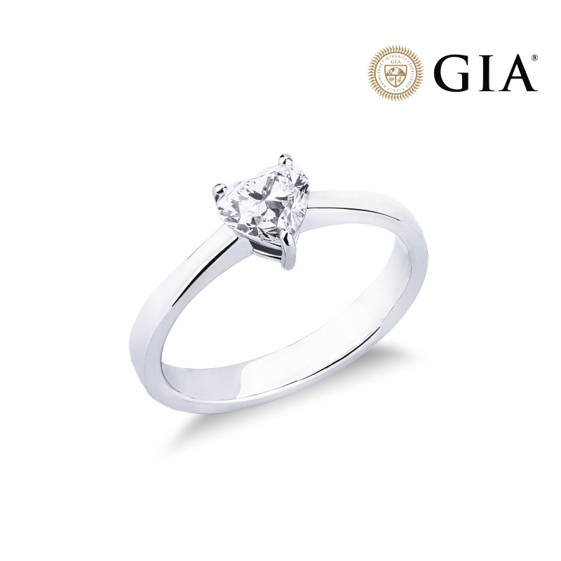 Bague diamant taille cœur 0,70 ct GIA en or blanc 18k