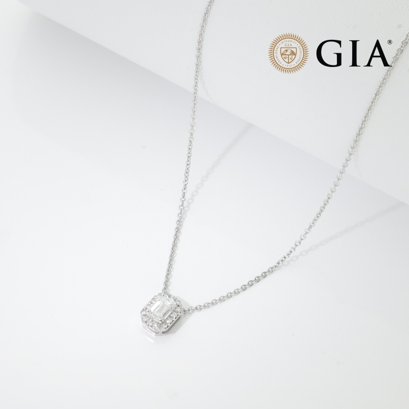 Collier or blanc 18k diamant GIA émeraude avec diamants 0.70 ct