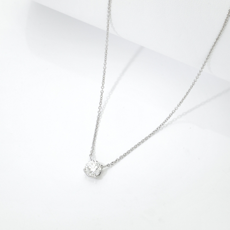 Collier Or Blanc 18k avec diamant central brillant IGI 1.00 ct