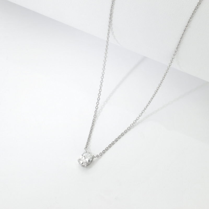 Collier Or Blanc 18k avec diamant ovale GIA 0.50 CT