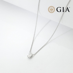 Collier Or Blanc 18k avec diamant ovale GIA 0.50 CT