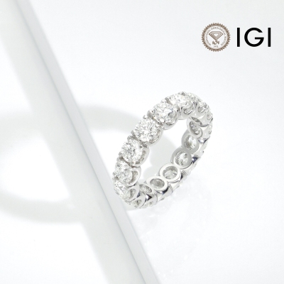 Bague Eternity Or Blanc 18k avec diamants certifiés IGI 0.30 CT