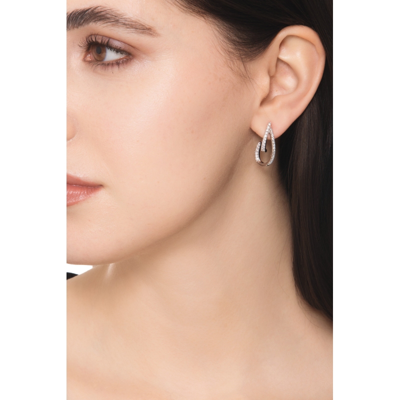 Boucles d’oreilles goutte ouverte en or blanc 750 avec diamants