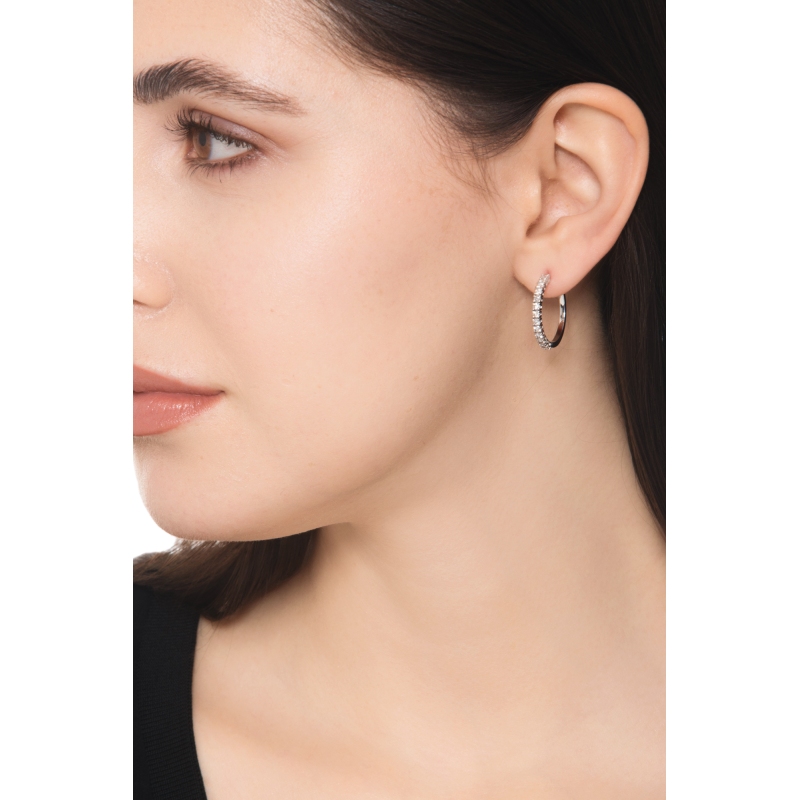 Créoles avec diamants en or blanc 18k