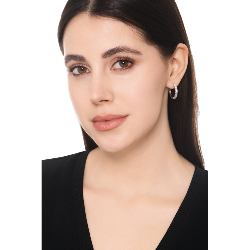 Créoles en or blanc 750 avec diamants