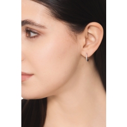 Créole unique en or blanc 18k avec des diamants 2