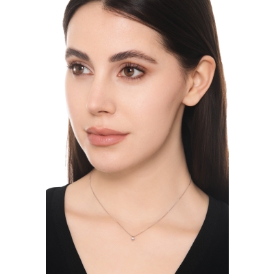 Collier en or blanc 18k serti et diamant