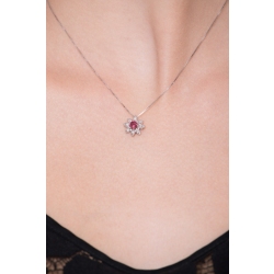Collier Étoile en Or Blanc 18k avec Rubis et Diamants 2