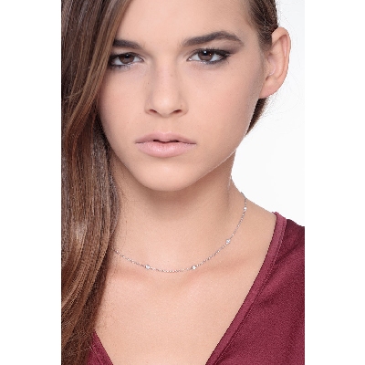 Collier en or blanc 18 carats, de 40 cm, avec diamants