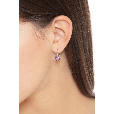 Boucles d'oreilles en or blanc 18k avec saphirs roses à cœur et diamants 