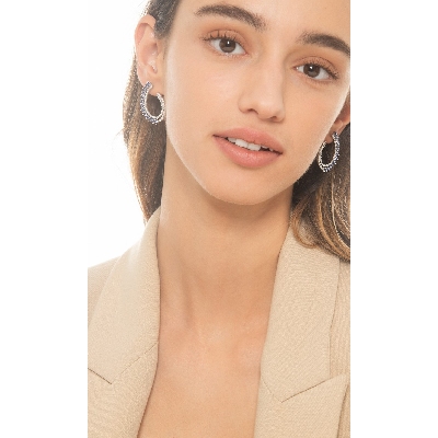 Boucles d'oreilles en or blanc 18kt avec saphirs bleus et diamants