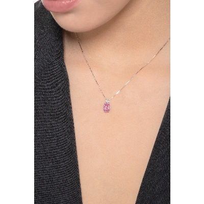 Collier avec pendentif en or blanc 18 ct avec diamant et saphir rose ovale