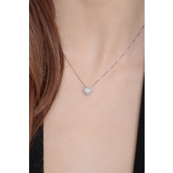 Collier à coeur en or blanc 18k avec pendentif de diamants 2