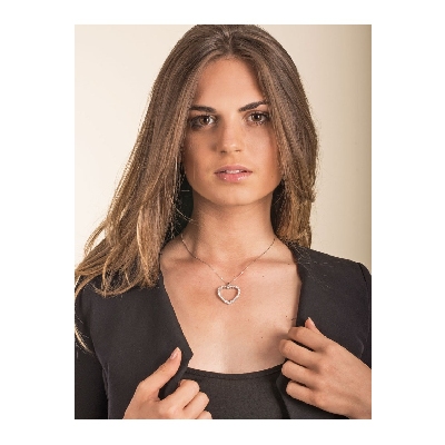 Collier or blanc 18k pendentif de diamants en forme de coeur 