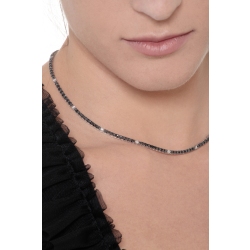 Collier tennis en or blanc 18k avec diamants noirs et blancs 2