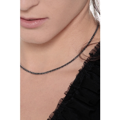 Collier tennis en or blanc 750 avec diamants noirs