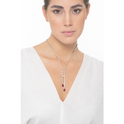 Collier tennis en or blanc 18k avec diamants et rubis goutte