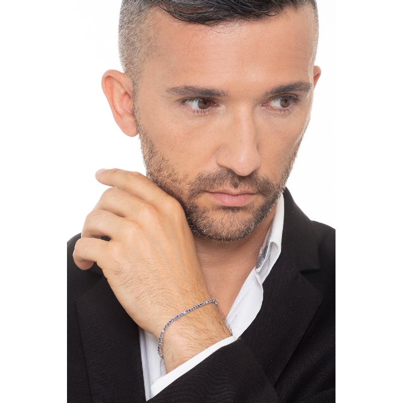 Bracelet Tennis en or blanc 18k avec saphirs bleus et diamants Bracelet Tennis en or blanc 18k avec saphirs bleus et diamants