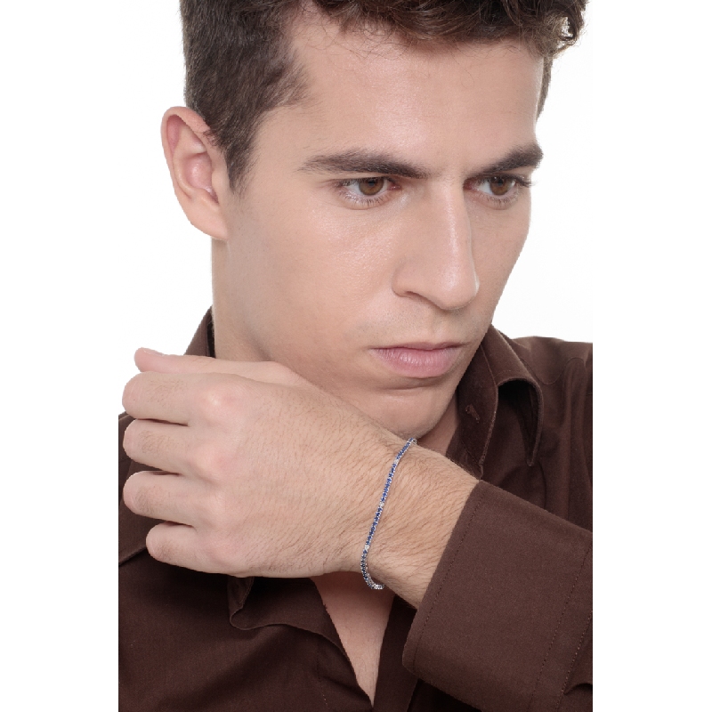 Bracelet Tennis en or blanc 18k avec diamants et saphirs bleus Bracelet Tennis en or blanc 18k avec diamants et saphirs bleus