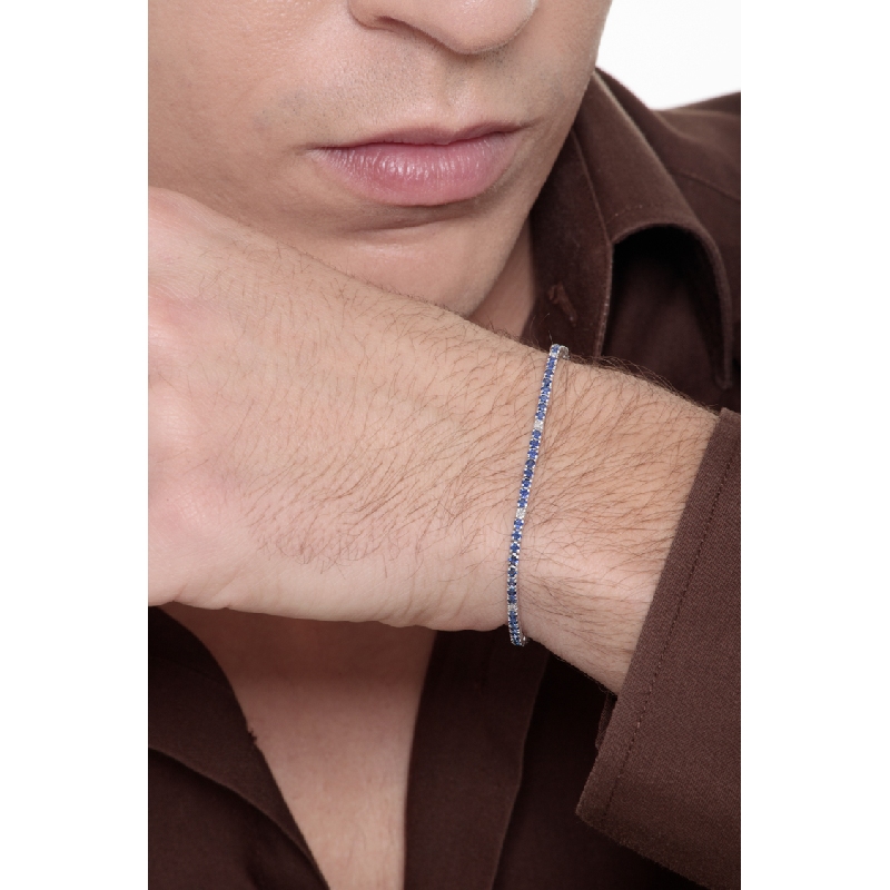 Bracelet Tennis en or blanc 18k avec diamants et saphirs bleus Bracelet Tennis en or blanc 18k avec diamants et saphirs bleus