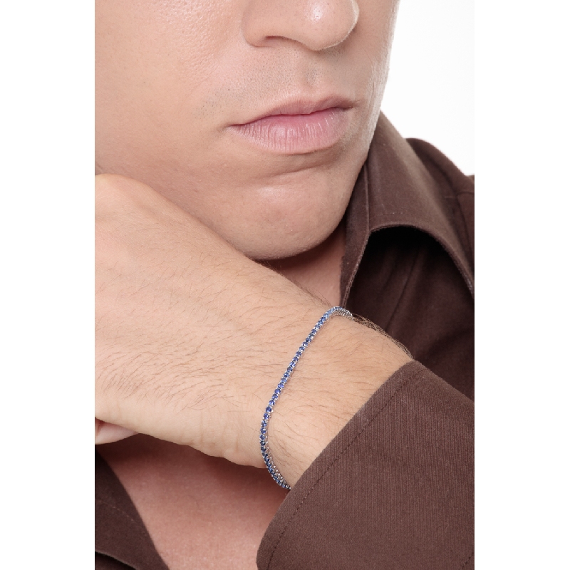 Bracelet Tennis en or blanc 750 avec saphirs bleus Bracelet Tennis en or blanc 750 avec saphirs bleus