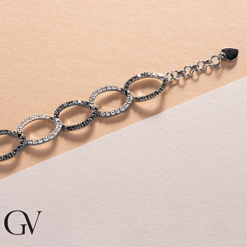 Bracelet ovales en or blanc 18K avec diamants noirs et blancs Bracelet ovales en or blanc 18K avec diamants noirs et blancs