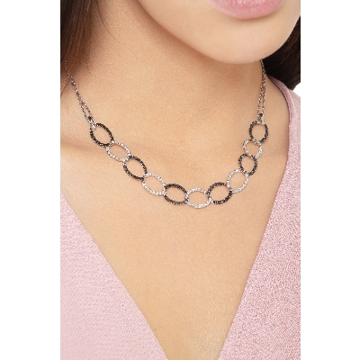 Collier gourmette or blanc 18k avec diamants noirs et blancs