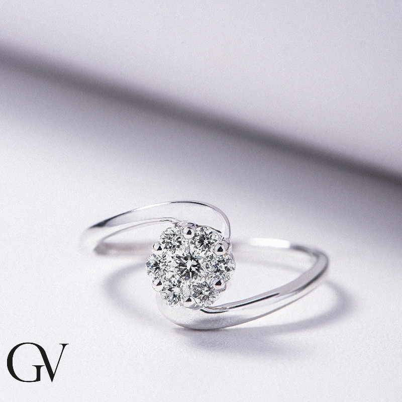 Bague Contrarié Fleur en Or Blanc 750 avec Diamants