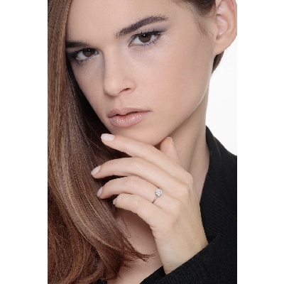 Bague femme illusion en or blanc 18k sertie de diamants
