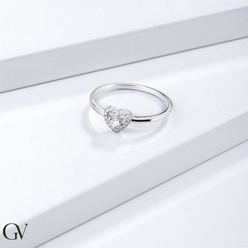 Bague cœur en or blanc avec diamant Bague cœur en or blanc avec diamant